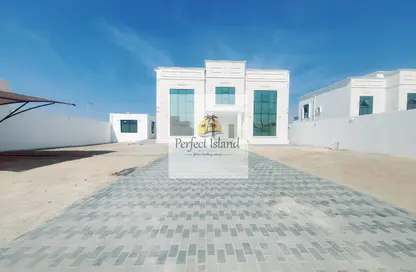 Terrace image for: Villa - 5 Bedrooms for rent in Madinat Al Riyad - Abu Dhabi, Image 1