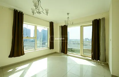 Apartment - 2 Bedrooms - 2 Bathrooms for sale in Manchester Tower - Dubai Marina - Dubai