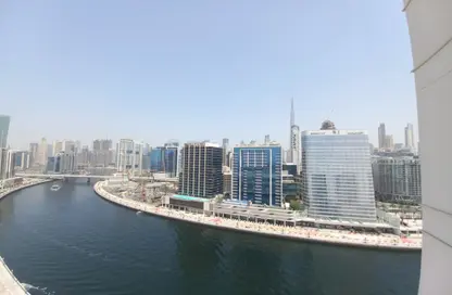 شقة - غرفة نوم - 2 حمامات للايجار في مساكن كلايتون - الخليج التجاري - دبي