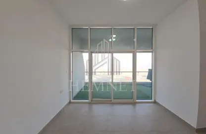 شقة - غرفة نوم - 2 حمامات للايجار في عزيزي عالية - الجداف - دبي