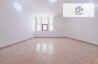 Empty Room image for: Apartment - 1 Bedroom - 2 Bathrooms for rent in Al Khalidiya - Abu Dhabi, Image 1