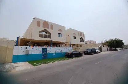 عمارة بالكامل - 8 غرف نوم - 8 حمامات للبيع في فلل الروضة 2 - 2  الروضة - الروضة - عجمان