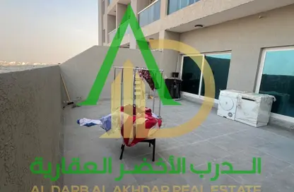 Apartment - 2 Bedrooms - 2 Bathrooms for sale in Golf Tower - Emirates City - Ajman