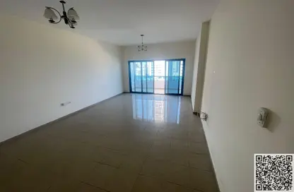 Apartment - 2 Bedrooms - 2 Bathrooms for rent in Corniche Tower - Ajman Corniche Road - Ajman