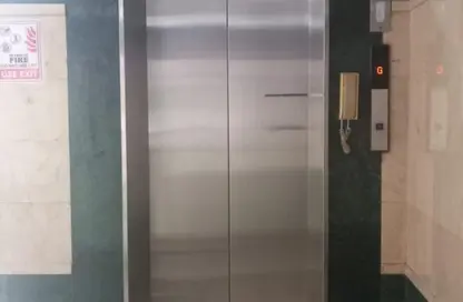 عمارة بالكامل - استوديو - 8 حمامات للبيع في 3  الروضة - الروضة - عجمان