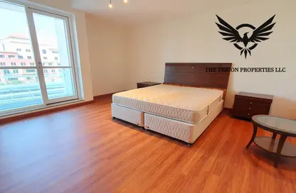 Apartment - 2 Bedrooms - 3 Bathrooms for rent in Emerald Oud Metha - Oud Metha - Bur Dubai - Dubai