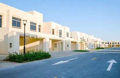Villa - 4 Bedrooms - 4 Bathrooms for rent in Reem Townhouses - Town Square - Dubai