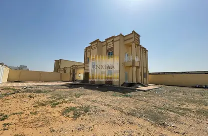 Villa - 5 Bedrooms - 7+ Bathrooms for rent in Al Riffa - Ras Al Khaimah