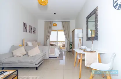 شقة - 1 حمام للايجار في رويال بريز 2 - رويال بريز - قرية الحمرا - رأس الخيمة