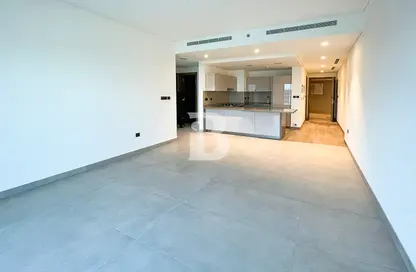 Empty Room image for: Apartment - 1 Bedroom - 2 Bathrooms for sale in Waves Grande - Sobha Hartland - Mohammed Bin Rashid City - Dubai, Image 1