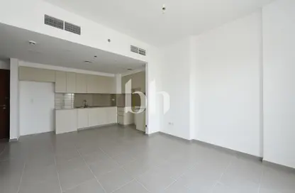 Apartment - 2 Bedrooms - 2 Bathrooms for rent in Zahra Apartments 2A - Zahra Apartments 2 - Zahra Apartments - Town Square - Dubai