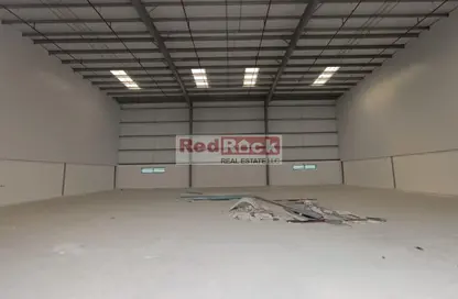 Warehouse - Studio - 1 Bathroom for rent in Dubai Investment Park 1 (DIP 1) - Dubai Investment Park (DIP) - Dubai