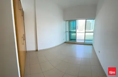 شقة - غرفة نوم - 1 حمام للايجار في ماي فير ريزيدنسي - الخليج التجاري - دبي شقة - غرفة نوم - 1 حمام للايجار في ماي فير ريزيدنسي - الخليج التجاري - دبي