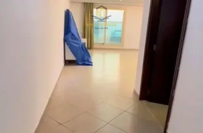 Apartment - 3 Bedrooms - 4 Bathrooms for sale in Al Khan - Sharjah