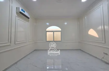 شقة - غرفة نوم - 1 حمام للايجار في مدينة الرياض - أبوظبي