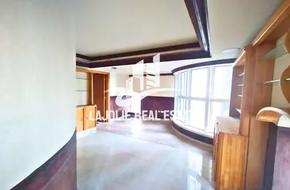 Office Space - Studio - 1 Bathroom for rent in Al Khalidiya - Abu Dhabi
