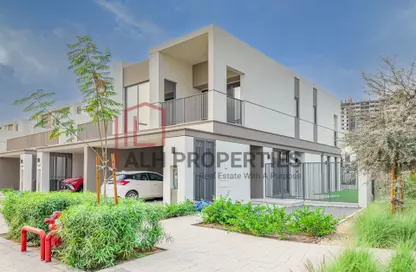 Townhouse - 4 Bedrooms - 5 Bathrooms for rent in Aura Gardens - Tilal Al Ghaf - Dubai