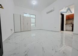 Empty Room image for: Studio - 1 bathroom for rent in Madinat Al Riyad - Abu Dhabi, Image 1