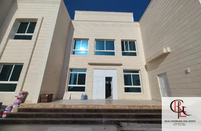 Apartment - 2 Bedrooms - 2 Bathrooms for rent in Mohamed Bin Zayed Centre - Mohamed Bin Zayed City - Abu Dhabi