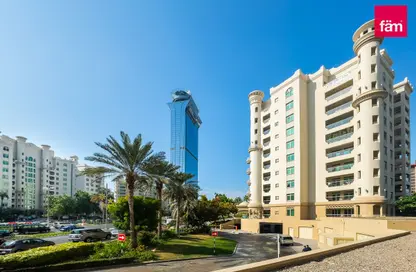 Apartment - 3 Bedrooms - 4 Bathrooms for sale in Al Nabat - Shoreline Apartments - Palm Jumeirah - Dubai