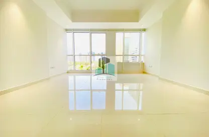 Apartment - 2 Bedrooms - 2 Bathrooms for rent in Al Ghaith Tower - Hamdan Street - Abu Dhabi