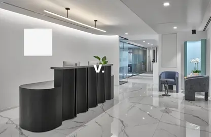 مكتب - استوديو - 2 حمامات للايجار في برج ميز - شارع الشيخ زايد - دبي