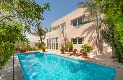 Villa - 6 Bedrooms for sale in Meadows 9 - Meadows - Dubai