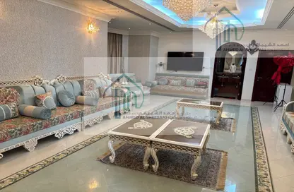 Villa - 7+ Bedrooms - 7+ Bathrooms for rent in Al Muhaisnah 1 - Al Muhaisnah - Dubai