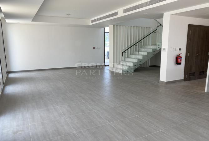 15120239 - Property Main Image