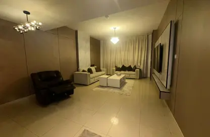Apartment - 2 Bedrooms - 3 Bathrooms for sale in Al Khan - Sharjah