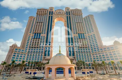 Apartment - 2 Bedrooms - 3 Bathrooms for sale in Fairmont Marina Residences - The Marina - Abu Dhabi