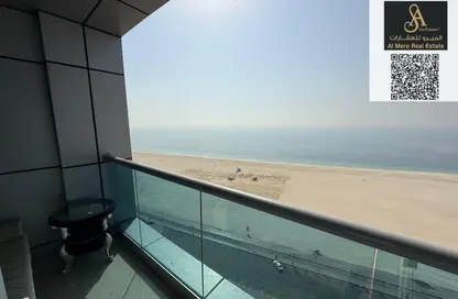 شقة - 2 غرف نوم - 3 حمامات للايجار في مساكن كورنيش عجمان - طريق كورنيش عجمان - عجمان
