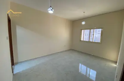 شقة - غرفة نوم - 2 حمامات للايجار في الجرف - عجمان وسط المدينة - عجمان