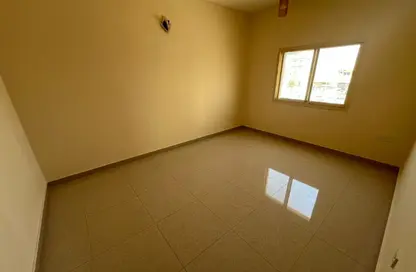 Apartment - 2 Bedrooms - 2 Bathrooms for rent in Uzair Building - Al Rawda 3 - Al Rawda - Ajman