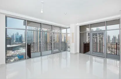 Apartment - 2 Bedrooms - 2 Bathrooms for sale in Boulevard Crescent 2 - BLVD Crescent - Downtown Dubai - Dubai