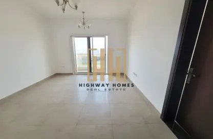 Apartment - 1 Bedroom - 2 Bathrooms for rent in UOS - Muwaileh Commercial - Sharjah