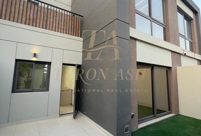 15220304 - Property Main Image