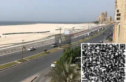 شقة - 2 غرف نوم - 2 حمامات للايجار في مساكن كورنيش عجمان - طريق كورنيش عجمان - عجمان