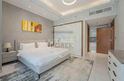 Apartment - 1 Bedroom - 2 Bathrooms for rent in Regent Court - Jumeirah Village Circle - Dubai