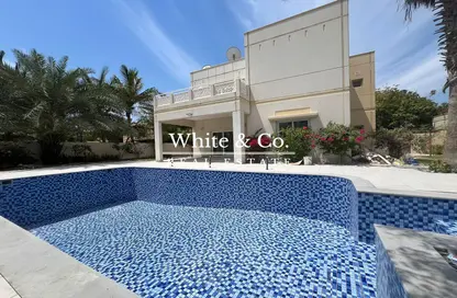 Villa - 4 Bedrooms - 5 Bathrooms for rent in Meadows 9 - Meadows - Dubai
