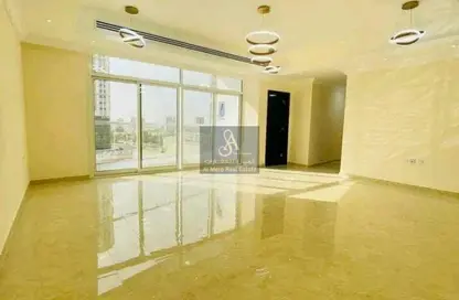 شقة - 3 غرف نوم - 4 حمامات للايجار في فلل الروضة 2 - 2  الروضة - الروضة - عجمان