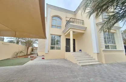 Villa - 5 Bedrooms - 6 Bathrooms for rent in Mohamed Bin Zayed Centre - Mohamed Bin Zayed City - Abu Dhabi