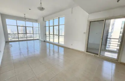 Apartment - 2 Bedrooms - 3 Bathrooms for sale in Olympic Park 1 - Olympic Park Towers - Dubai Sports City - Dubai