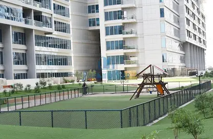 شقة - 2 غرف نوم - 1 حمام للايجار في أبراج سكاي كورتس - دبي لاند - دبي