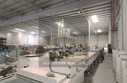 Warehouse - Studio - 2 Bathrooms for rent in Umm Al Thuoob - Umm Al Quwain