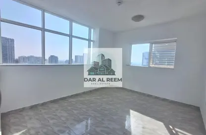 شقة - 3 غرف نوم - 3 حمامات للايجار في شارع التعاون الجديد - التعاون - الشارقة