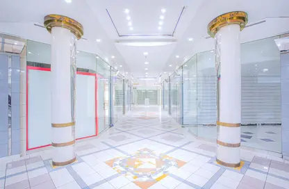 Shop - Studio for rent in Naif Road - Naif - Deira - Dubai