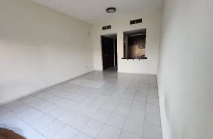 Apartment - Studio - 1 Bathroom for rent in Discovery Gardens - Dubai
