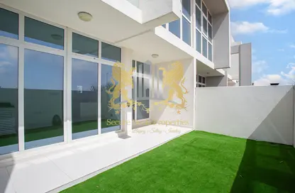 Villa - 3 Bedrooms - 3 Bathrooms for rent in Albizia - Damac Hills 2 - Dubai