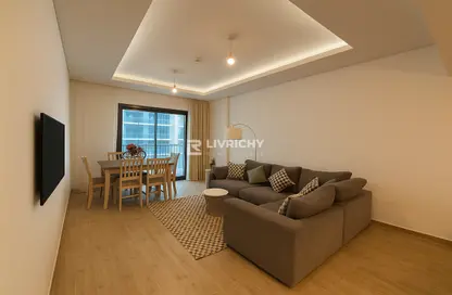 Apartment - 1 Bedroom - 1 Bathroom for sale in Central Park Building 1 - Central Park at City Walk - City Walk - Dubai